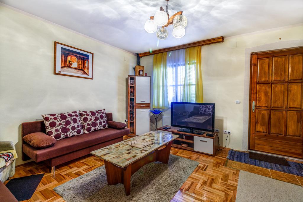 Guest House Vila Djokic Zlatibor Buitenkant foto